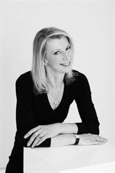 Fiona Clare in London (Battersea) - Opening Hours
