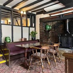 Man Of Kent, Tonbridge opening hours
