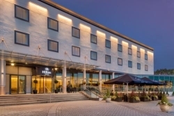 Hilton London Angel Islington, opening hours