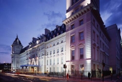 Hilton London Paddington, opening hours