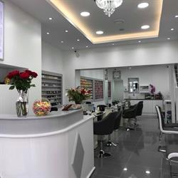 Hollywood Nails, Andover opening hours