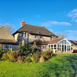 Knoll Hill Farm - THe Place To Stay, Trudoxhill opening hours