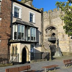 PRITCHARD JONES LANE LLP, Caernarfon opening hours