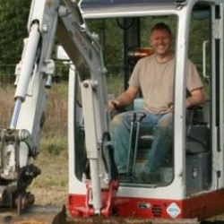 Darren Hasler Landscaping and Groundworks in Bradfield Southend (Reading) - Opening Hours
