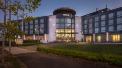 Hilton Reading, opening hours
