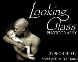 LOOKING GLASS PHOTOGRAPHY in Hallen (Bristol) - Opening Hours