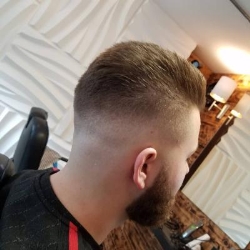 Vienna Barbers Torquay, opening hours
