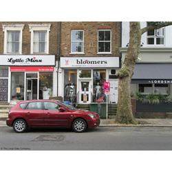 Bloomers, London opening hours