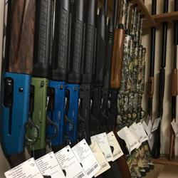 D B Guns, Thame opening hours