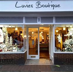 Luvies Boutique, Sandwich opening hours