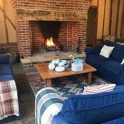 Manor Farm Barn, Thorndon opening hours
