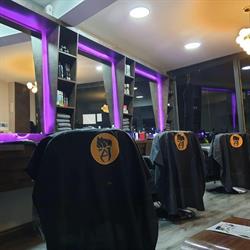 AJ Beard N Trim Barbers, London opening hours
