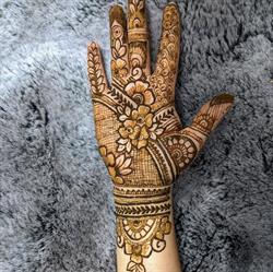 Henna & Face paint by Ruby, Feltham opening hours