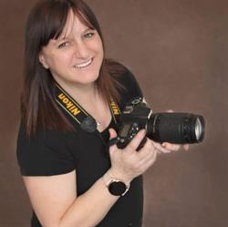 Diamond N Gems Photography, Church opening hours
