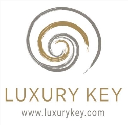 Luxury Key in London (Uk) - Opening Hours