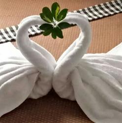 Arom Dee Massage Therapy, Colne opening hours