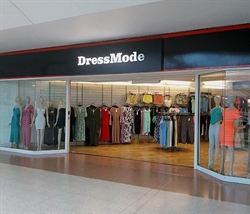 Dress Mode, Farnborough opening hours
