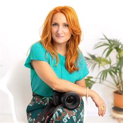 deGrini Photography by Tiziana - Portrait & Personal Brand photography, Bicester opening hours