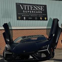 Vitesse super cars, Leeds opening hours