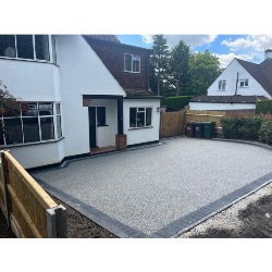 Driveway Company Bristol, opening hours